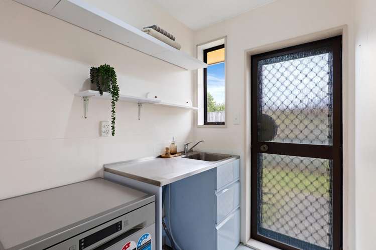 2/4 Convoy Street New Brighton_11