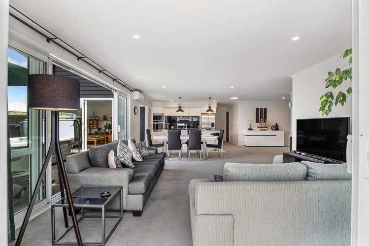 11 Fred White Drive Kumeu_13