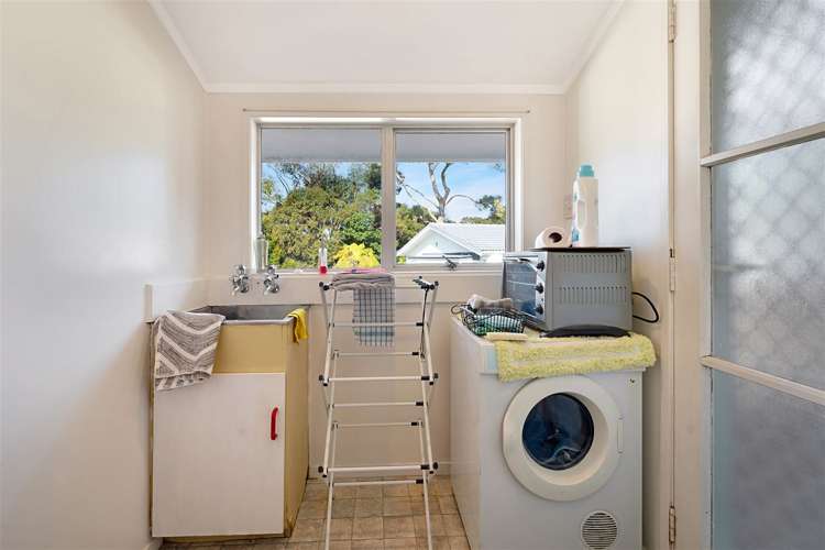 12 Talavera Place Te Atatu South_13