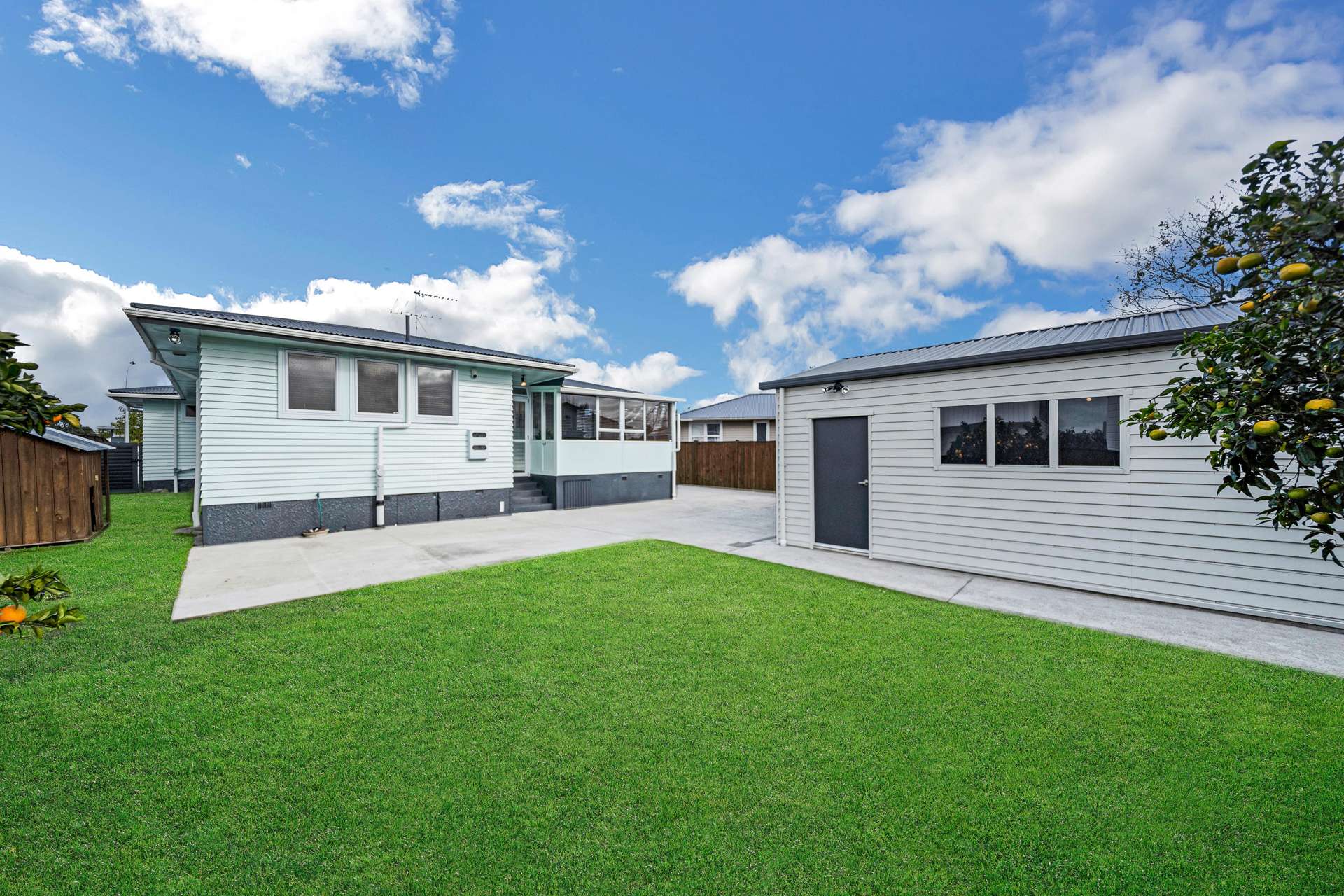 102 Edgewater Drive Pakuranga_0