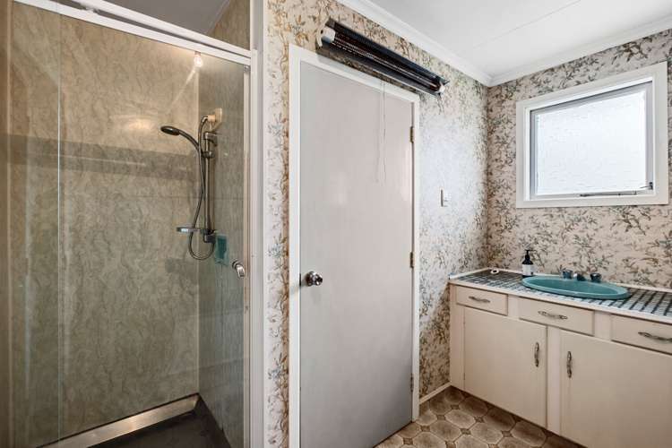 18 Leon Place Waitara_10