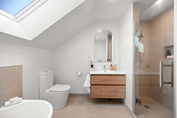 45 Maanihi Drive Rototuna North_12