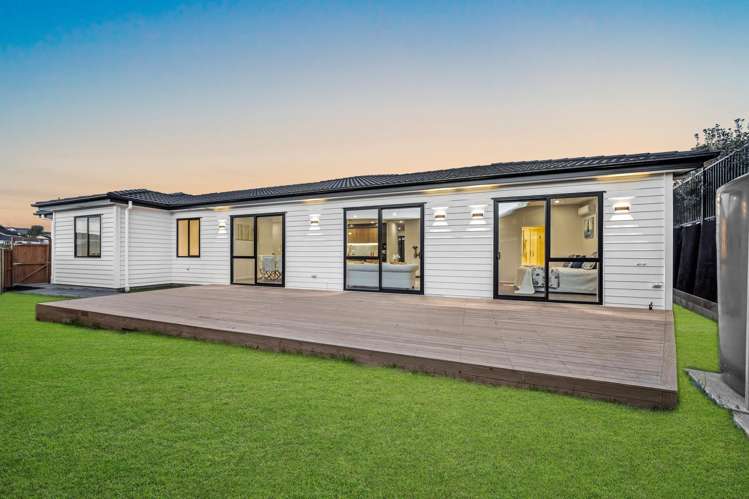 14 RONGOA MAORI WAY Pukekohe_16