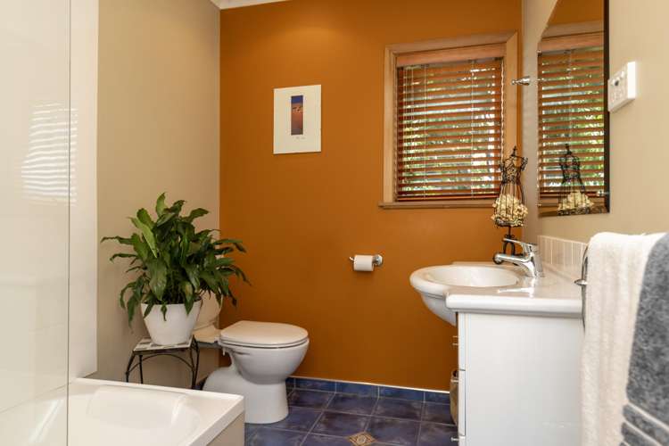 5 Eatwell Avenue Paraparaumu Beach_18