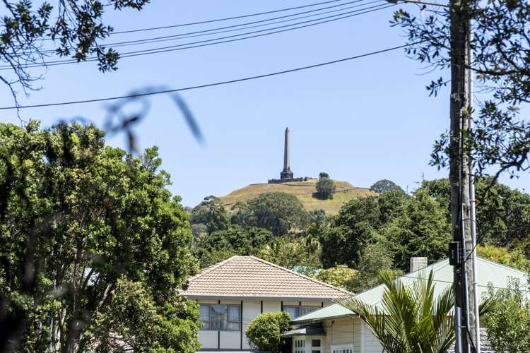 4/2 Atarangi Road Greenlane_9