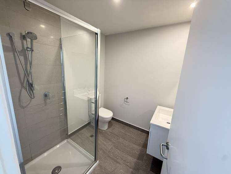 2/12 Parson Lane Papatoetoe_7