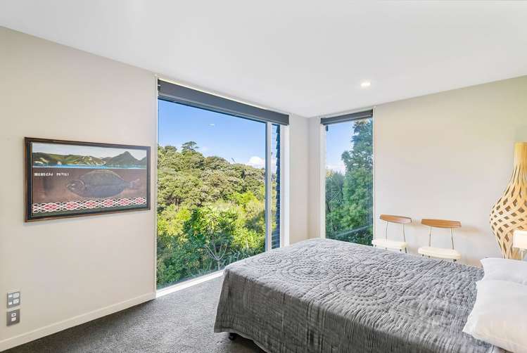 9 Herrings Cove Place Titirangi_9