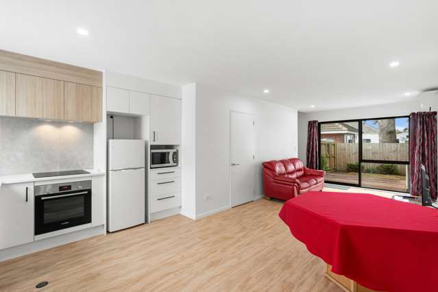 2/304 Waterloo Road Hornby_2