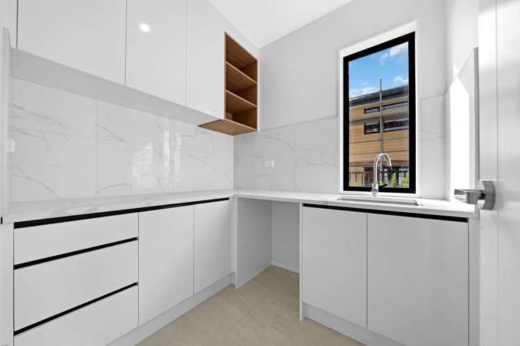 26 RONGOA MAORI WAY Pukekohe_6