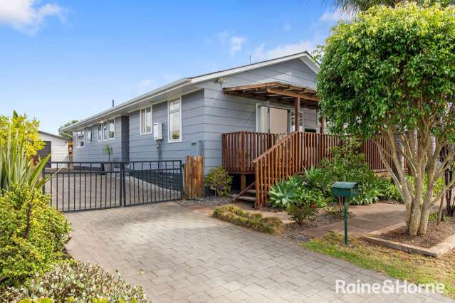 Mount Maunganui Coastal Opportunity / Pets Negotiable