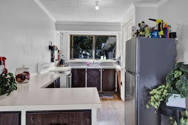 70 Camberwell Road Hawera_2