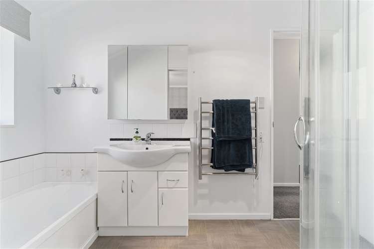 7 Carlsberg Place Papamoa_12