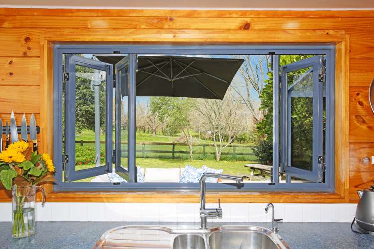 87 Pukeoware Road Waiuku_17