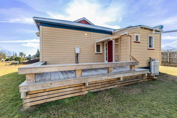 9 Tau Street Rangataua_21