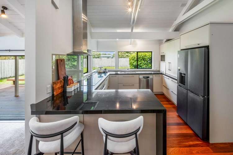 65 Thirteenth Avenue_5