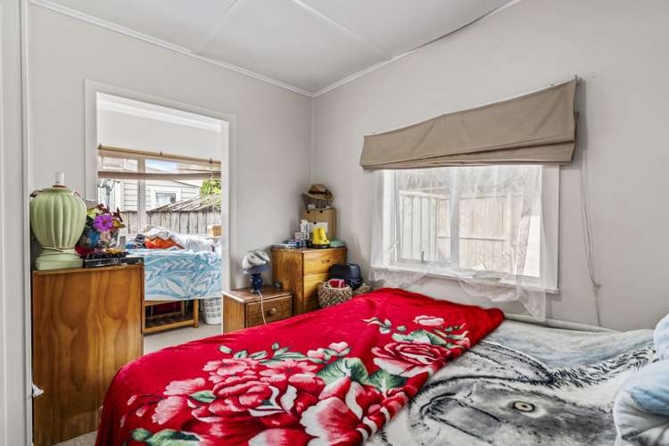21 Nile Road Kelston_10