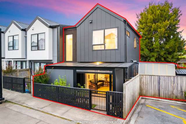 Freehold Starter in the Heart of Manukau