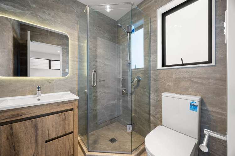 6 Toetoe Street Westgate_13