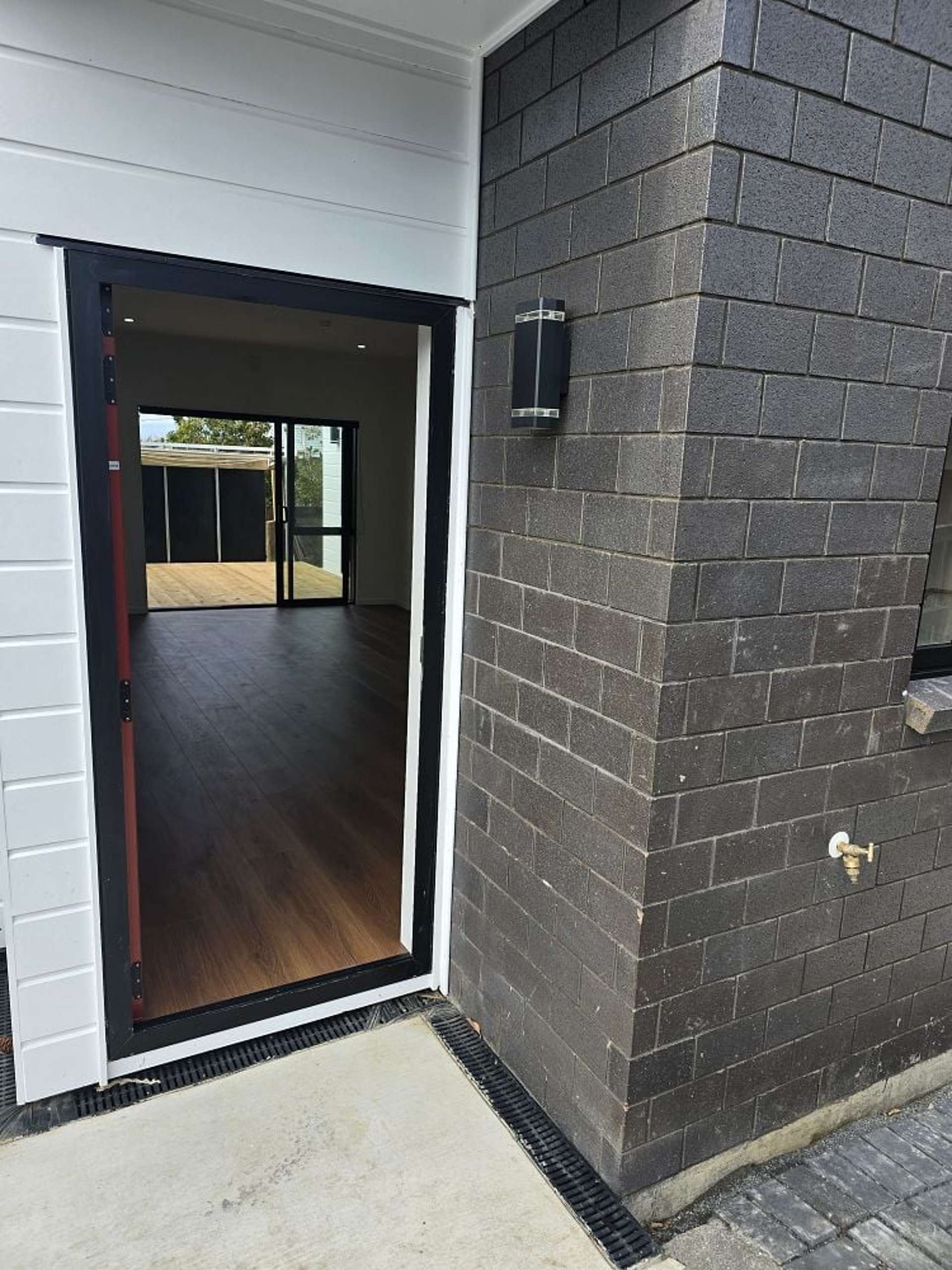 574B Massey Road Mangere_0