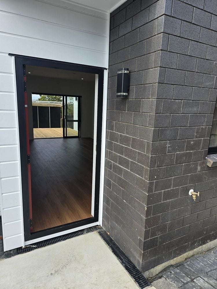574B Massey Road_0