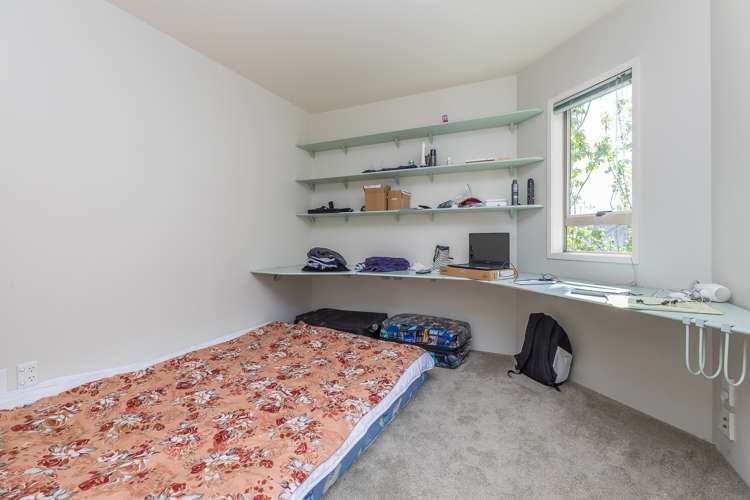 1/2 Upper Queen Street Auckland Central_10