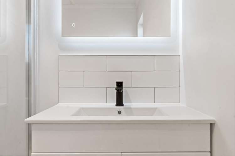 11a Pandora Place Pakuranga_13