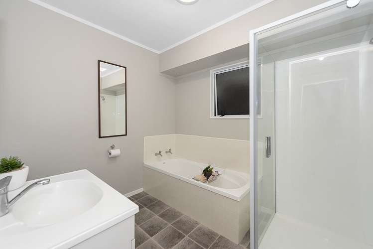 47 Ashurst Avenue Pukete_9