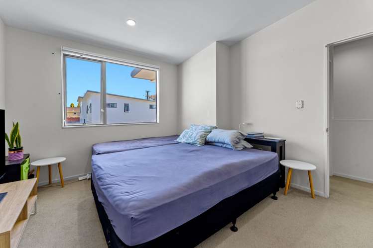 4/3 Hulme Place Henderson_10