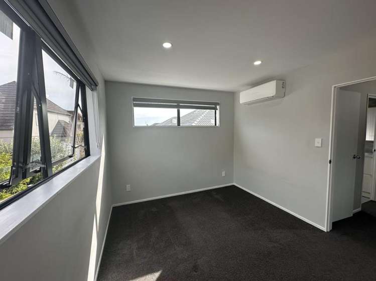 1/20 Eaglemont Drive 10668_8