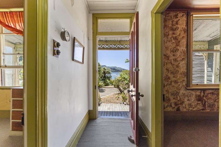 3 Slant Street Careys Bay_15