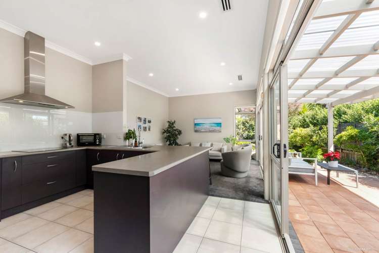 10 Heaphy Street Blockhouse Bay_4