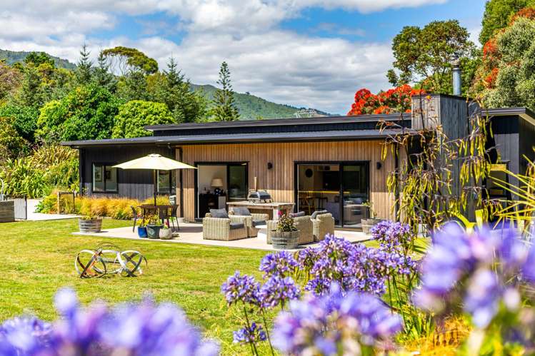 27 Smithfield Road Waikanae_1