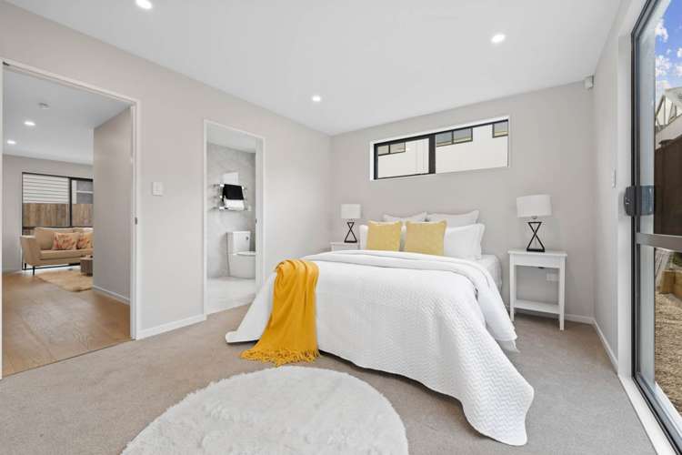 2d Queen Mary Avenue Epsom_13