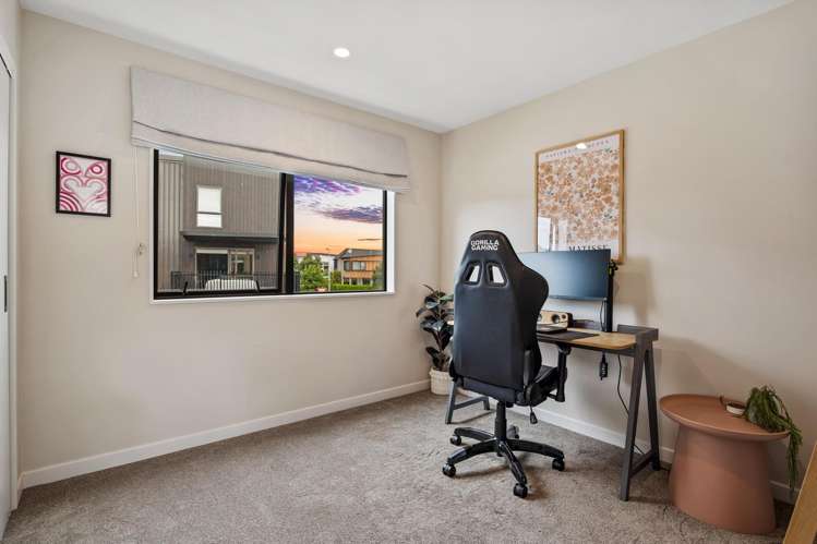 64 Glidepath Road Hobsonville_17