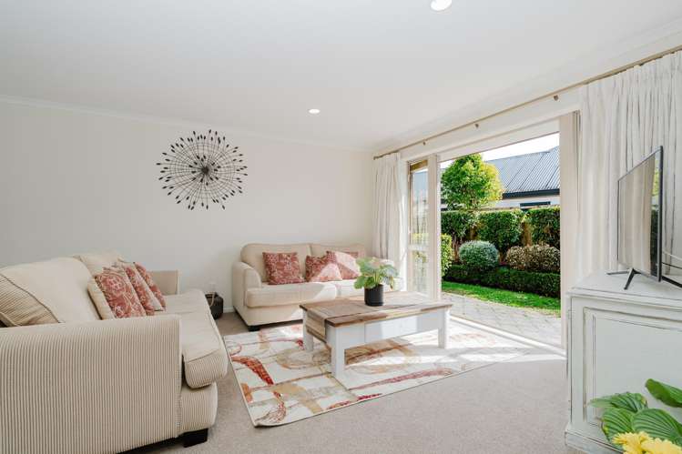 10 Montrose Crescent Huntington_7