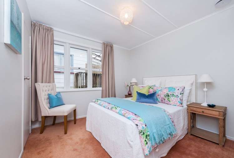 112 Edmonton Road Henderson_11