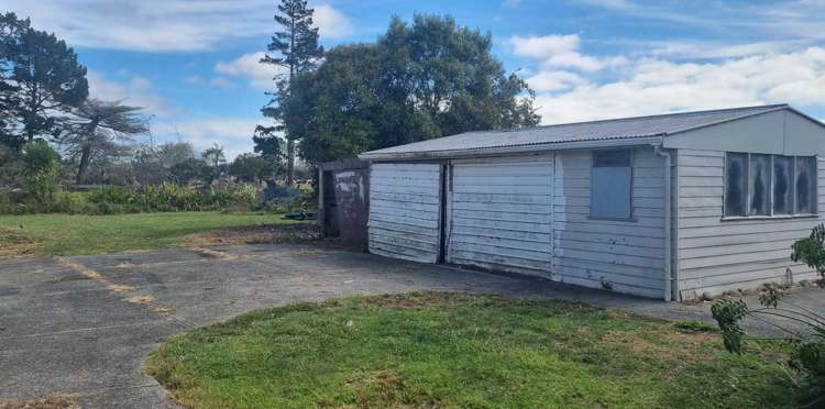 233 Parkhurst Road Parakai_17