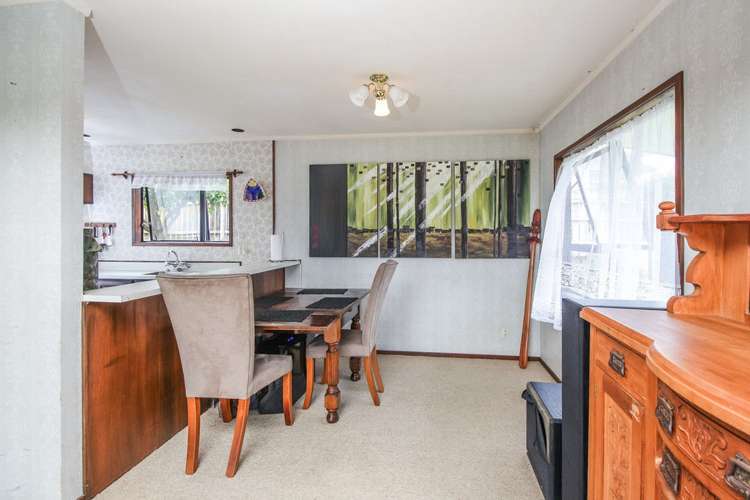 58 Kiwi Esplanade Mangere Bridge_7