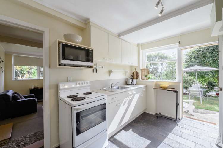 14 Deane Avenue Titirangi_32