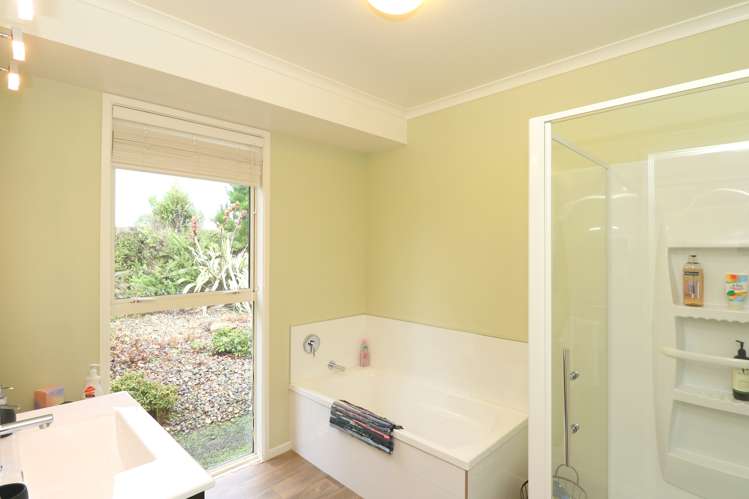 153 Flora Road East Makarewa_23