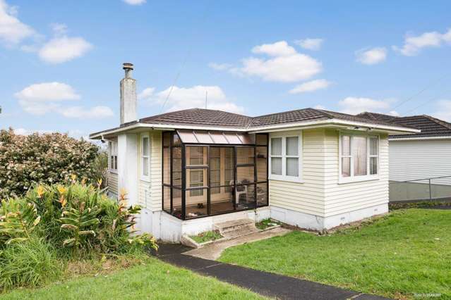 4 Mcfadzean Drive Blockhouse Bay_3