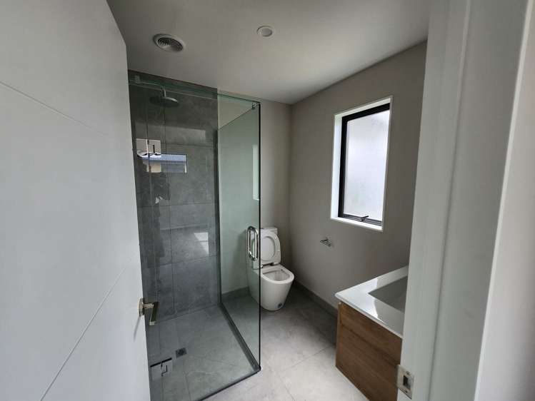 35 Akoranga Place Hornby_8