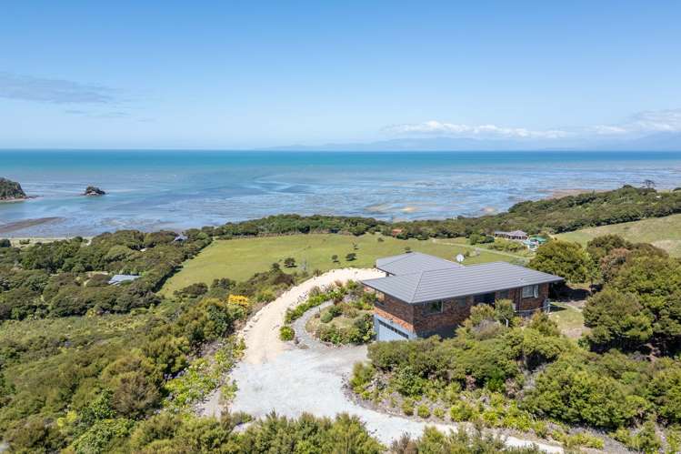 51 Wharariki Road Kahurangi National Park_16