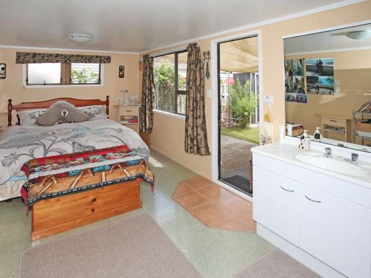 37 Edmund Hillary Avenue Papakura_8