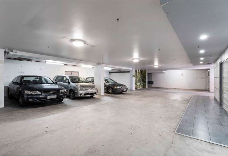 10C/125A Hobson Street City Centre_13