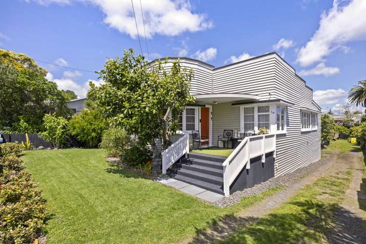 16 James Street Raglan_2