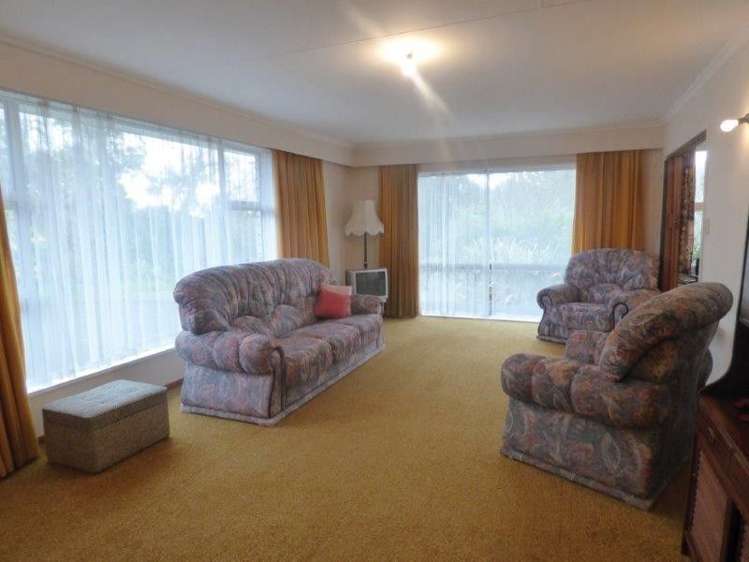 692 Spur Road Bunnythorpe_5