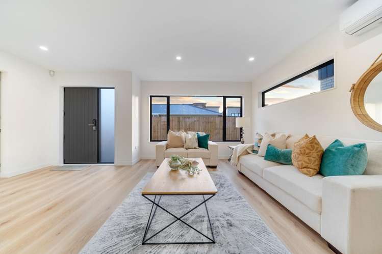 71A & 71F Kimpton Road_4