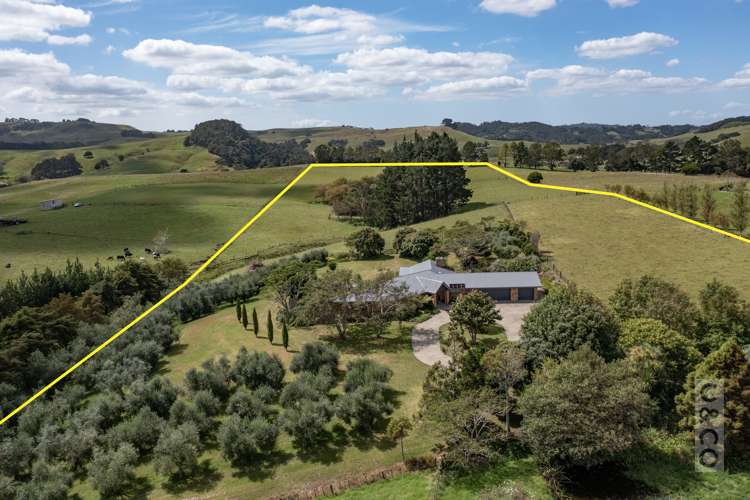 1226 State Highway 16 Waimauku_20