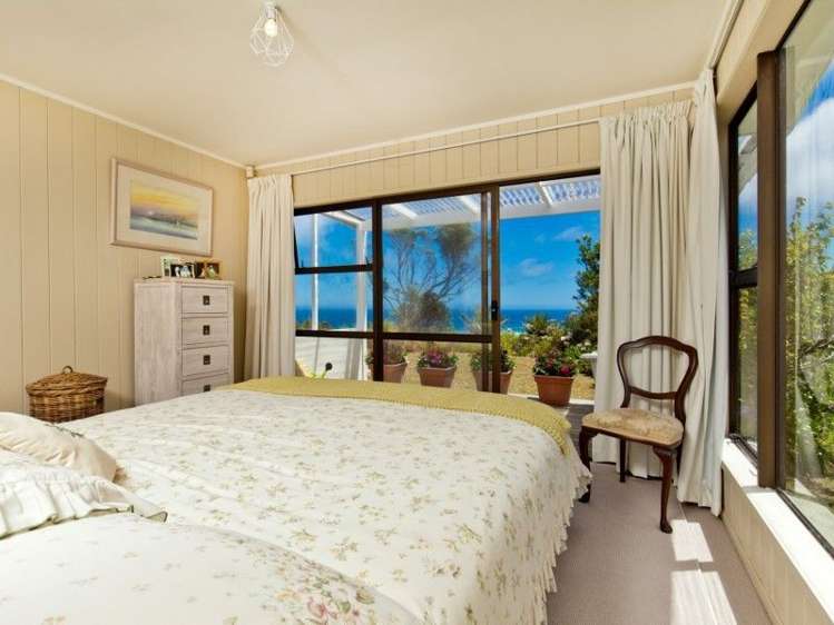 81 Oaia Road Muriwai_12